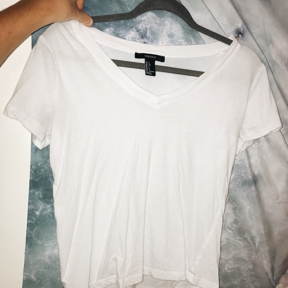 ✰ White Tee ✰